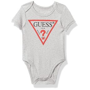 سالوبيت بأكمام قصيرة وشعار مطبوع من القطن العضوي للأولاد من GUESS in Saudi Arabia