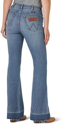 Wrangler Women's Retro High Rise Trouser Green Jean in Kuwait