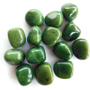 Pachamama Essentials Green Jade Tumbled - Healing Stone - Crystal Healing 20-25mm (1) in Kuwait
