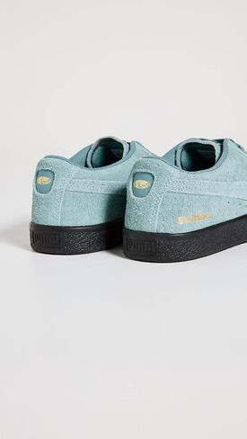 PUMA Select Men's Suede VTG Sneakers in Saudi Arabia