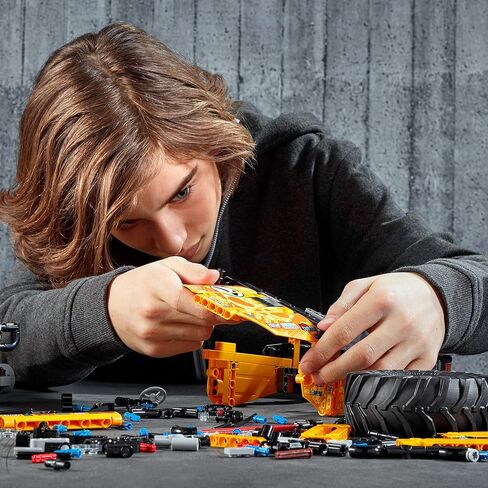 LEGO Technic 4x4 X treme Off Roader 42099 Building Kit (958 Pieces) in Saudi Arabia