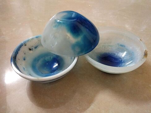 جيت ناتشورال بلو العقيق الأخضر 5.1 سم وعاء منحوت باليد الأحجار الكريمة مصقول ريكي فينج شوي مجاني 40 صفحة كتيب جيت الدولي كريستال ثيرابي الهند الوردي شرب المياه التوابل صينية الطاقة ديفاين in Kuwait