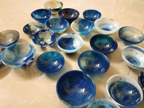 جيت ناتشورال بلو العقيق الأخضر 5.1 سم وعاء منحوت باليد الأحجار الكريمة مصقول ريكي فينج شوي مجاني 40 صفحة كتيب جيت الدولي كريستال ثيرابي الهند الوردي شرب المياه التوابل صينية الطاقة ديفاين in Kuwait