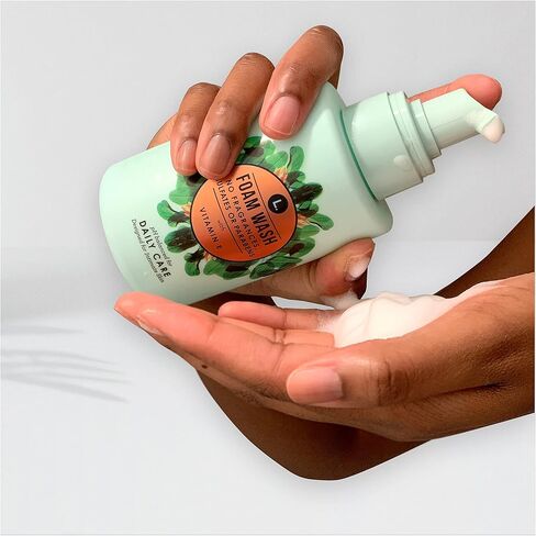 L. Fragrance Free Daily Care Foaming Wash, pH Balanced, Free from Fragrances, Sulfates or Parabens, 6 fl oz in Kuwait