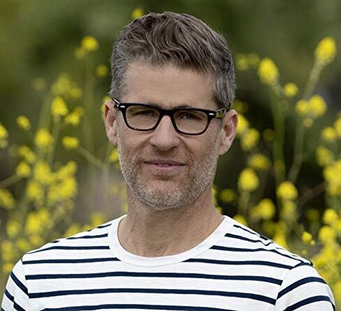 Peepers by PeeperSpecs Clark Square Reading Glasses in Kuwait