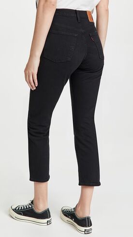 بنطال جينز Levi's Premium 501 قصير للسيدات in Kuwait