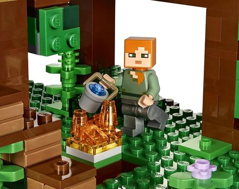 LEGO Minecraft The Jungle Tree House 21125 in Saudi Arabia