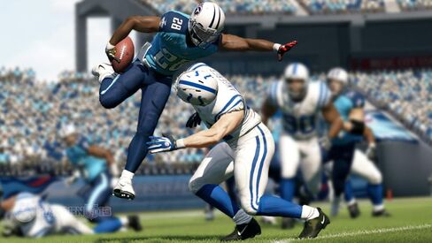 Madden NFL 13 - Xbox 360 in Kuwait