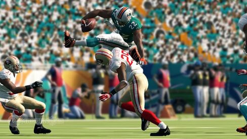 Madden NFL 13 - Xbox 360 in Kuwait