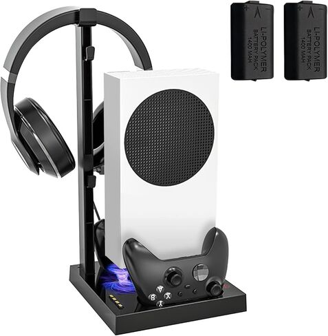 قاعدة حامل عمودية لوحدة تحكم Xbox Series S مع مروحتين تبريد، محطة شحن مزدوجة لوحدة تحكم ارفين مع بطارية قابلة لاعادة الشحن 2 × 1400 مللي امبير في الساعة، حامل تعليق سماعة الراس و4 ملحقات محول من النوع in Kuwait