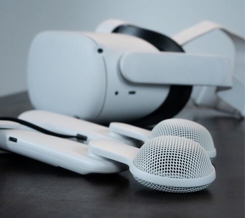 Logitech Chorus VR Off-Ear Headset for Meta Quest 2, Designed for Gaming and VR Fitness, Lightweight, Open air immersive Audio, flip to Mute, USB-C passthrough - White (Renewed) in Saudi Arabia