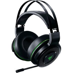 Razer Thresher For Xbox One: Windows Sonic Surround - Lag-Free Wireless Connection - Retractable Digital Microphone - Gaming Headset Works with PC & Xbox One (Renewed) in Saudi Arabia