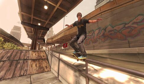Xbox 360 Tony Hawk: Ride Skateboard Bundle in Saudi Arabia