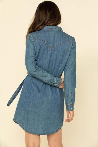 فستان نسائي من الدينيم الغربي بأكمام طويلة من Wrangler فستان كاجوال in Saudi Arabia
