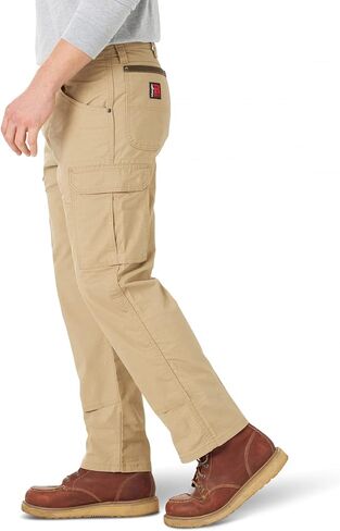 بنطال Wrangler Riggs Workwear الرجالي المرن للراحة والمقاس العادي in Saudi Arabia