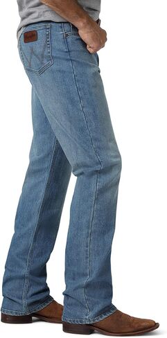 Wrangler Men's 20X Competition Active Flex Relaxed Fit Jean in Saudi Arabia