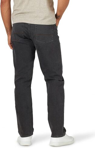 بنطلون جينز مطاطي من Wrangler Authentics للرجال ذو ملاءمة رياضية in Kuwait