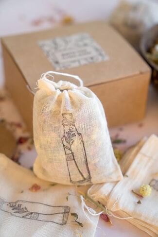 شاي حمام الزهور | حمام أعشاب نقع | شاي الحوض للتخلص من السموم والاسترخاء | شاي حوض الاستحمام العضوي الطبيعي | 4 أكياس في علبة | صنع يدوي in Kuwait