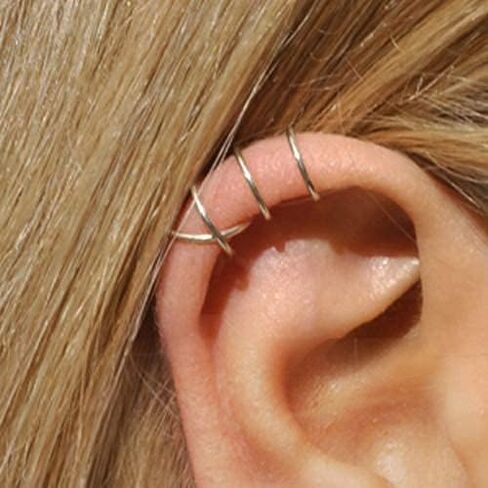 مجموعة من قطعتين من أساور الأذن، تصميم مزدوج ومتقاطع، حلق غضروفي بسيط ومزيف، مقاس 20 مطلي بالذهب عيار 14 قيراط، حلزوني، مجوهرات ثقب المحار، إكسسوارات مريحة للفتيات المراهقات بوهو in Kuwait