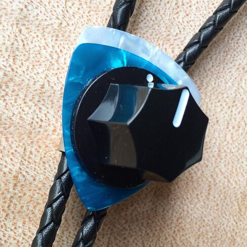 فندر فينتاج 1965 جاكوار بمقبض متجنب ربطة عنق بولو | ربطات عنق بولو كهربائية | ربطة عنق | الرجال النساء في سن المراهقة صديقها | الملحقات مع أطراف الكابلات in Kuwait