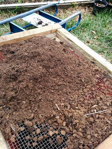 Soil Sifter, great for sifting soil, dirt, peat moss and more in Saudi Arabia