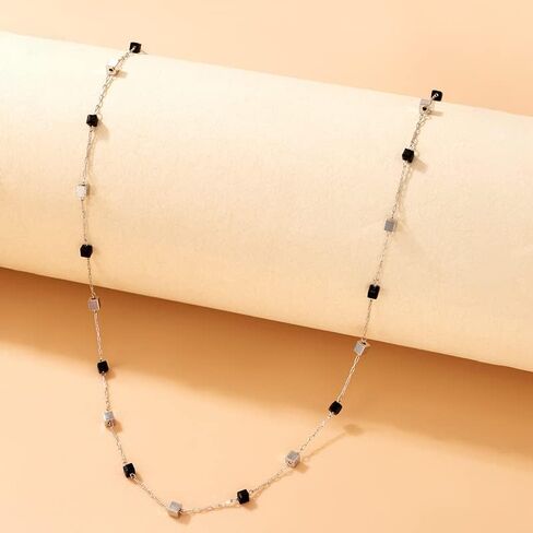 Bohemia Beaded Beads Choker Necklace for Women,Handmade Dainty Tiny Fresh Green Beaded Square Round Crystal Bead Collar Necklace for Women (Black) in Kuwait