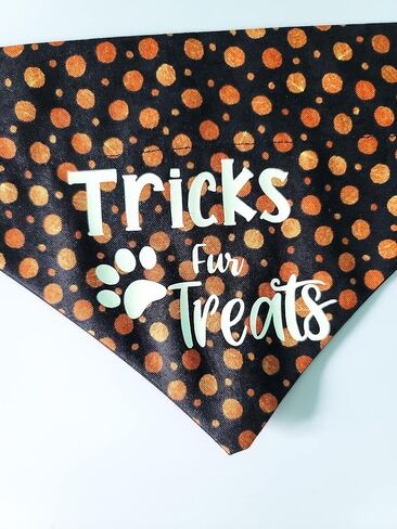 Tricks Fur Treat's Halloween Over the Collar Dog Bandana That Slips onto Their Existing Collar Size Small in Saudi Arabia