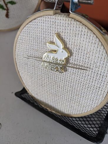 Golden Rabbit Needle Minder in Saudi Arabia