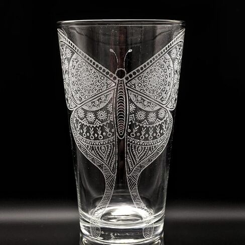 SPIRIT ANIMAL CAT Engraved Pint Glass | Great Animal Kitten Gift Idea! in Kuwait