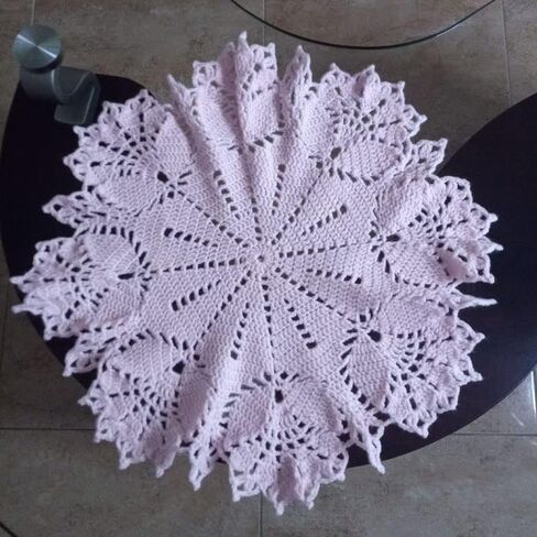 Hand crocheted tulip doily placemat, Table centerpiece, round placemat, kitchen decor, dining room decor - set of 3 in Saudi Arabia