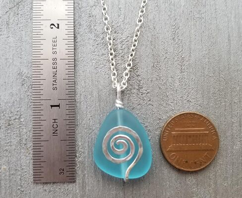 Moana inspired Hawaii hammered swirls sea glass necklace, (Hawaii Gift Wrapped, Customizable Gift Message) (Non-Personalized) in Saudi Arabia