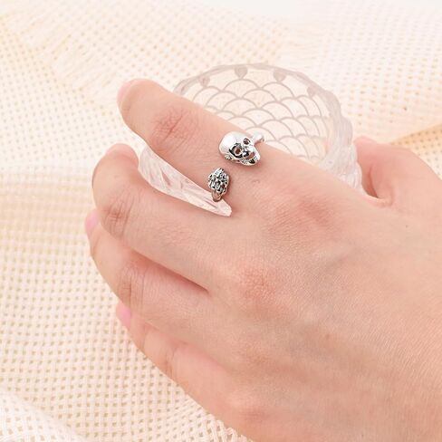 Silver Skull Ring Gothic Skeleton Hand Open Ring for Women Halloween Jewelry for Gift in Saudi Arabia