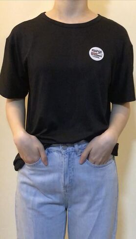 ممرضة قيد التقدم في تحميل الحديد المطرز على التصحيح in Kuwait