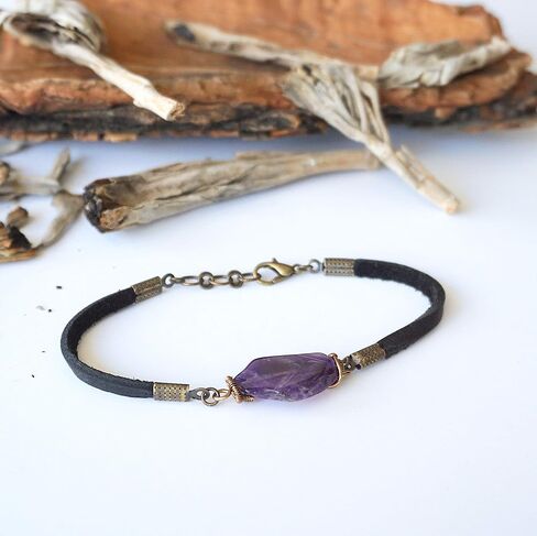 تصميمات من Nature Gems مصنوعة يدويًا من سوار Howlite Rose Quartz Blue Amazonite Mala، حجر بخت شهر يناير in Kuwait