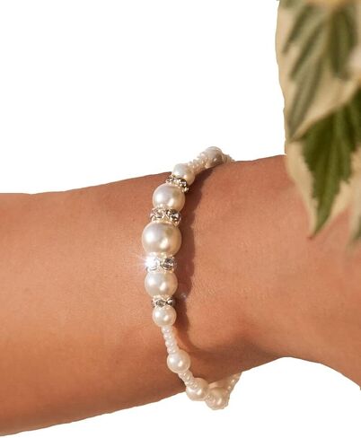 Beaded pearl bracelet in ivory, Beach wedding bracelet, Bridal jewelry, Bridesmaid gift, Wedding jewelry for bride in Saudi Arabia