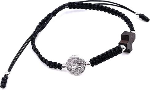 سوار مصنوع يدويًا للنساء من Azabache Cross Saint Benedict Protection in Saudi Arabia