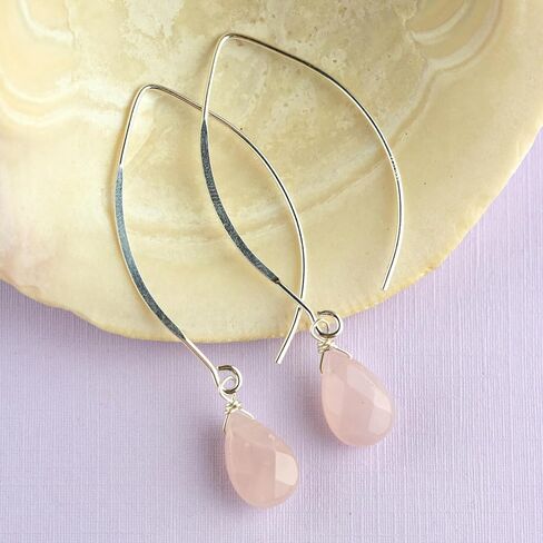 أقراط الأحجار الكريمة من الفضة الإسترلينية من SoulKu، أقراط متدلية من الأحجار الكريمة مصنوعة يدويًا، مجوهرات التمكين مع كريستال شفاء، مجوهرات ملهمة للنساء، هدايا الأم والأخت (أوبالين، الأمومة) in Kuwait