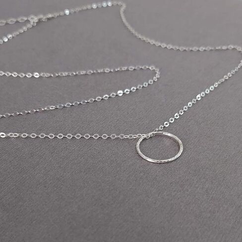 قلادة أنيكا بيلا كارما للنساء، الطول 20-22 بوصة، قلادات طويلة الطبقات، مقاومة للماء، قلادة دائرية بسيطة من الفضة الاسترليني أو الذهب المملوء (فضي) in Kuwait