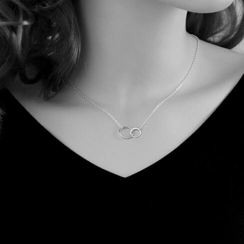 ابنة مختارة بعناية • هدايا مجوهرات للطفل المتبنى • قلادة هدية للابنة • من الأم والأب • تذكار التبني • ذهب عيار 14 قيراط • دوائر أبدية مزدوجة • هدايا غير بيولوجية للأم والأب • نساء بنات in Kuwait