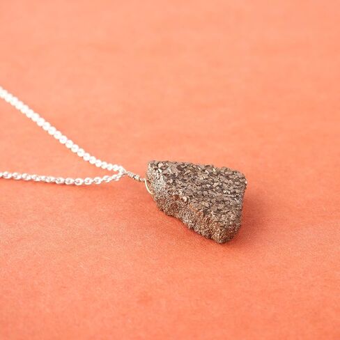 Raw Crystal Necklace, Herkimer Diamond Rough Stone Necklace, Dainty Stone Pendant, Healing Crystals Healing Stone Pendant for Beauty, Love and Positive Energy, Jewelry Gift in Saudi Arabia