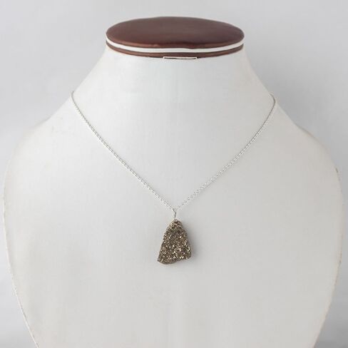 Raw Crystal Necklace, Herkimer Diamond Rough Stone Necklace, Dainty Stone Pendant, Healing Crystals Healing Stone Pendant for Beauty, Love and Positive Energy, Jewelry Gift in Saudi Arabia