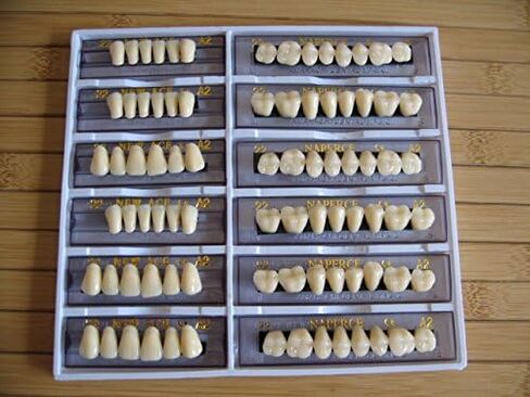 24 لوحة 28X1 A1 طقم أسنان شنغهاي أكريليك راتينج أسنان مقاس 22 in Kuwait