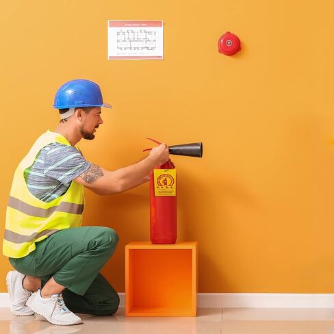 حزمة مكونة من 50 بطاقة طفاية حريق ومثقاب ثقب، بما في ذلك علامة فحص طفاية الحريق السميكة المقاومة للماء 2023-2026 مع أداة ثقب العلامة (5 × 3.25 بوصة) in Kuwait