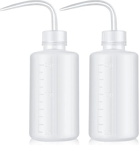 Wash Bottle 2pcs 250ml/8oz Safety Bottles Watering Tools, Economy Plastic Squeeze Washing Cleaning Bottle with Narrow Mouth Scale Labels for Medical Succulent Irrigation Wash Plant Bottle (Black) in Kuwait