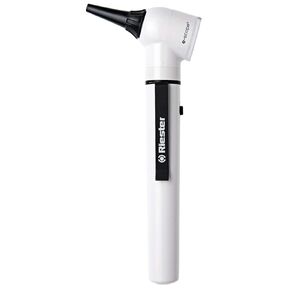 إضاءة مباشرة لمنظار الأذن من Riester e-Scope، ضوء زينون XL 2.5V (3.200 K)، مقبض بطارية AA، جراب متضمن، حجم الجيب، منظار أذن قابل لإعادة الاستخدام: (5) 2.5 مم و(5) 4.0 مم، أسود، 2101- 201