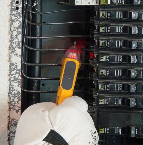 IDEAL Industries INC. 61-627 Single Range 50 to 600V AC NCVT in Kuwait