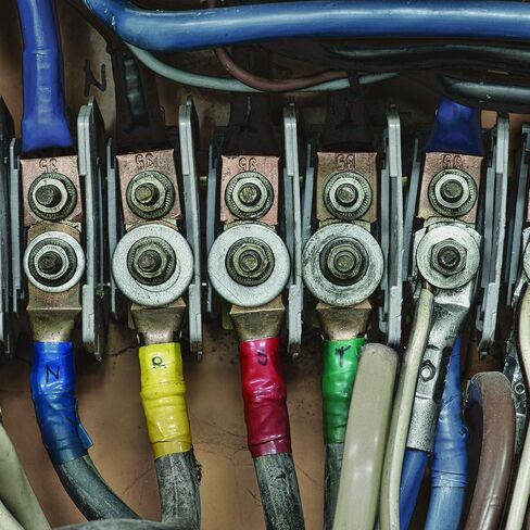 NSI WW-716-WT WarriorWrap General 7 mil Vinyl Electrical Tape, 3/4" Width, 60' Length, White in Kuwait