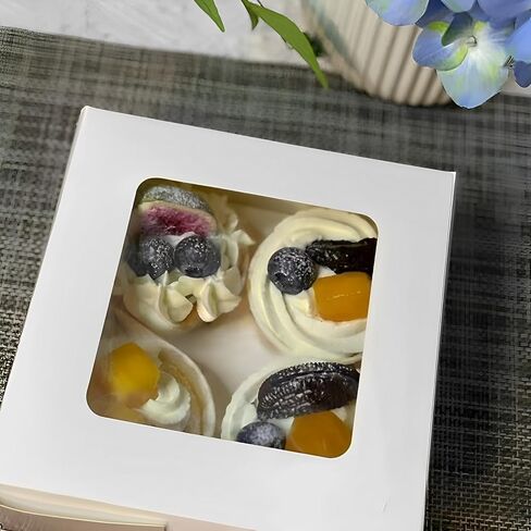 مجموعة علب الكيك مقاس 10 بوصة (30 قطعة، 15 صندوقًا و15 لوحة) صندوق كيك أبيض مقاس 10 × 10 × 5 بوصات مع نافذة للمعجنات والمخبوزات وعيد الحب وحلوى الزفاف وحفلات أعياد الميلاد وعيد الشكر وعيد الميلاد. in Kuwait