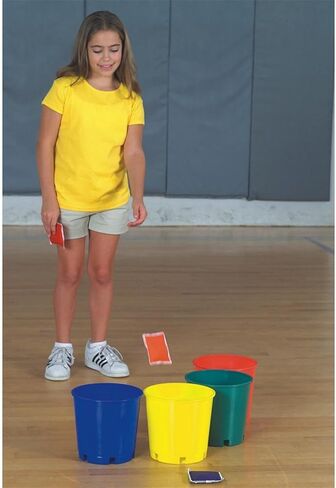 دلاء كبيرة مكدسة in Kuwait