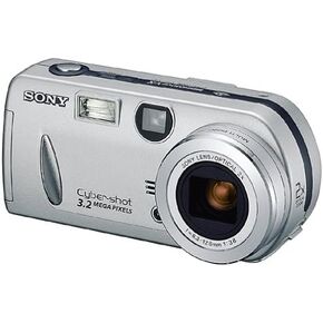 Sony DSCP52 Cyber-shot 3.2MP Digital Camera w/ 2x Optical Zoom in Kuwait